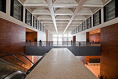 《土豆兄弟》本地合作更新和《深海魔怪》DLC上线